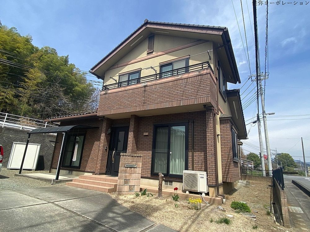 「安中市安中」利便性の良い地に建つ、築18年のメーカー中古住宅販売開始です