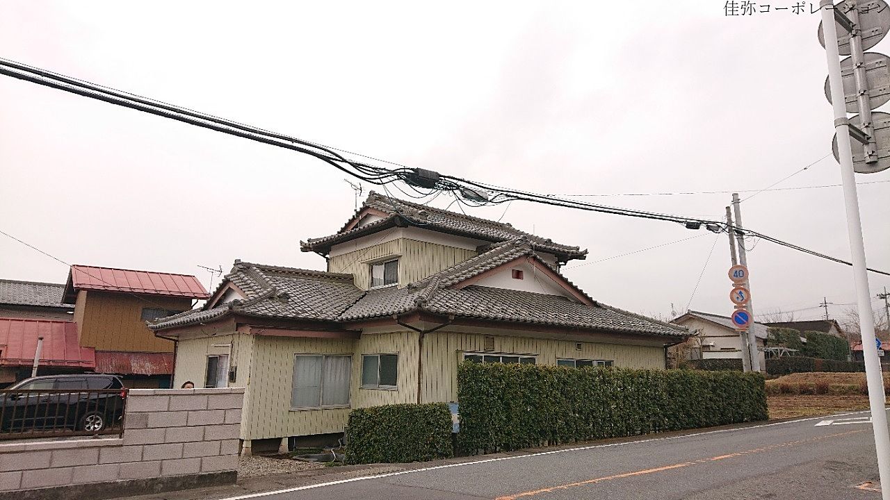 「松井田町国衙」で瓦屋根がとても立派なお家をお預かりしました